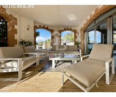 Villa de lujo en Vilajuïga, a 9 km de las playas de la Costa Brava