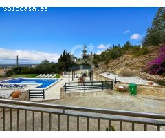 Villa de lujo en Vilajuïga, a 9 km de las playas de la Costa Brava