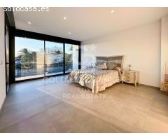 Chalet de lujo con piscina en Empuriabrava
