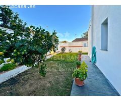 Chalet de lujo con piscina en Empuriabrava
