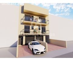 Casa de obra nueva con amarre en Empuriabrava