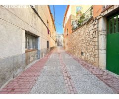 Casa con terraza soleada y garaje en Borrassà