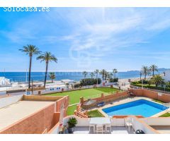¡Oportunidad Única en Jávea! Espectacular apartamento en primera línea con