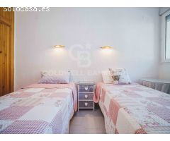 ¡Oportunidad Única en Jávea! Espectacular apartamento en primera línea con