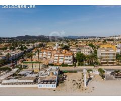 ¡Oportunidad Única en Jávea! Espectacular apartamento en primera línea con