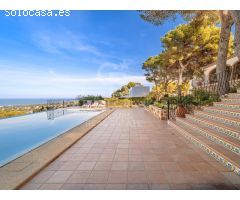 Magnífica Villa con Vistas al mar en exclusiva zona de Jávea