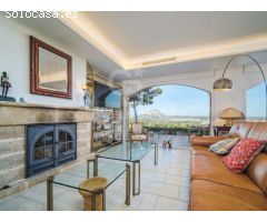 Magnífica Villa con Vistas al mar en exclusiva zona de Jávea