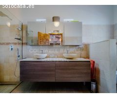 Magnífica Villa con Vistas al mar en exclusiva zona de Jávea