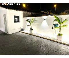 Encantador chalet reformado de 3 habitaciones con piscina privada en el Centro