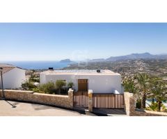 Villa Faro chalet de lujo moderno en venta en Residencial Jazmines Cumbre del