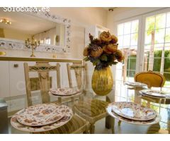 Tu refugio ideal: elegante villa de 3 habitaciones con piscina, en una zona