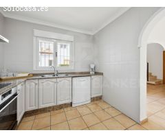 VILLA DE VACACIONES DE 3 DORMITORIOS EN JÁVEA € 427.500