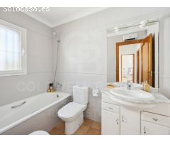 VILLA DE VACACIONES DE 3 DORMITORIOS EN JÁVEA € 427.500