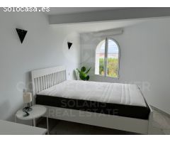 Encantadora villa de 4 dormitorios con vistas al mar en Balcón al Mar, Jávea.