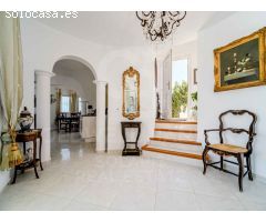 Villa de Estilo Mediterráneo de 3 dormitorios con espectaculares vistas