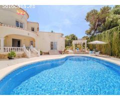 Villa de Estilo Mediterráneo de 3 dormitorios con espectaculares vistas