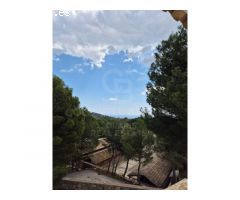Villa y Parcelas Ecuestres en Polop