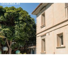 Elegancia Colonial en Las Rotas: Villa Exclusiva a unos pasos del mar