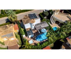 Villa Geraldine - A 600m de la playa de Oliva Nova