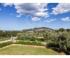 Dos casas con vistas al mar en Tarraula, Jávea - El encanto mediterráneo se