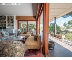 Exclusivo Chalet Independiente con Piscina Privada en Torrelodones