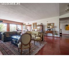 Exclusivo Chalet Independiente con Piscina Privada en Torrelodones