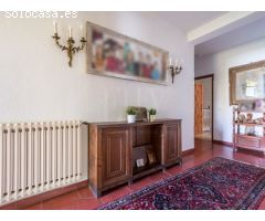 Exclusivo Chalet Independiente con Piscina Privada en Torrelodones