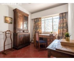 Exclusivo Chalet Independiente con Piscina Privada en Torrelodones