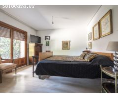Exclusivo Chalet Independiente con Piscina Privada en Torrelodones
