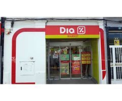 Local comercial ideal para cadena de supermercado en centro urbano de La Estrada