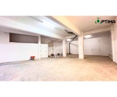 Bajo comercial en Salgueiriños, Santiago de Compostela