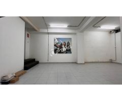 Local comercial en el Ensanche Compostelano