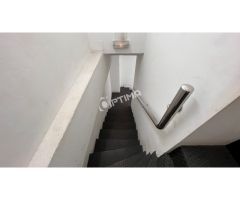 Local comercial en el Ensanche Compostelano