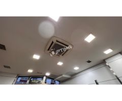 Local comercial en el Ensanche Compostelano