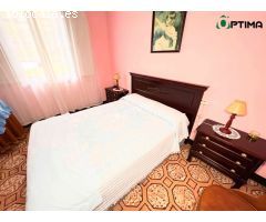 Casa de piedra con encanto, con piscina y hórreo a 20 minutos de Santiago de