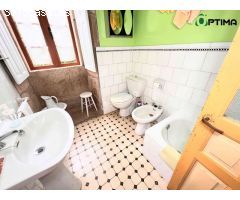 Casa de piedra con encanto, con piscina y hórreo a 20 minutos de Santiago de
