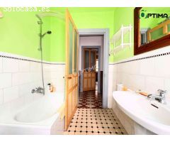 Casa de piedra con encanto, con piscina y hórreo a 20 minutos de Santiago de