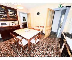 Casa de piedra con encanto, con piscina y hórreo a 20 minutos de Santiago de