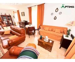 Casa de piedra con encanto, con piscina y hórreo a 20 minutos de Santiago de