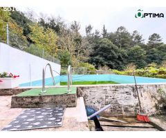 Casa de piedra con encanto, con piscina y hórreo a 20 minutos de Santiago de