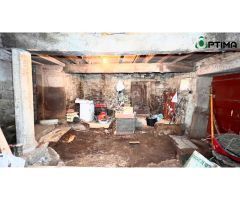 Casa de piedra con hórreo y finca en ayuntamiento de Silleda