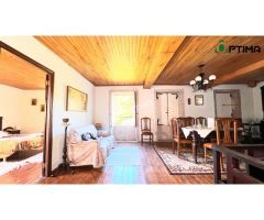 Casa de piedra con hórreo y finca en ayuntamiento de Silleda