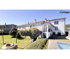 Casa de piedra en venta en el ayuntamiento de Vedra