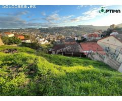 Solar y proyecto de chalé, con documentación y licencia de obra en casco urbano