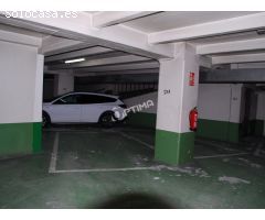 Plaza de garaje en alquiler en zona de Plaza Roja, Ensanche Compostelano