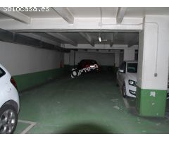 Plaza de garaje en alquiler en zona de Plaza Roja, Ensanche Compostelano