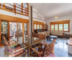 Encantador Chalet de Villa Tradicional de Lago Azul en Alcora