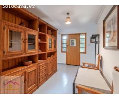 Encantador Chalet de Villa Tradicional de Lago Azul en Alcora