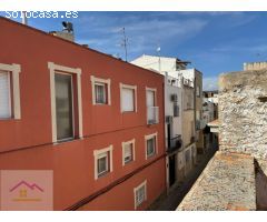 CASA CON GARAJE