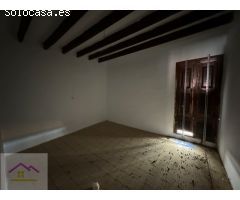 CASA CON GARAJE
